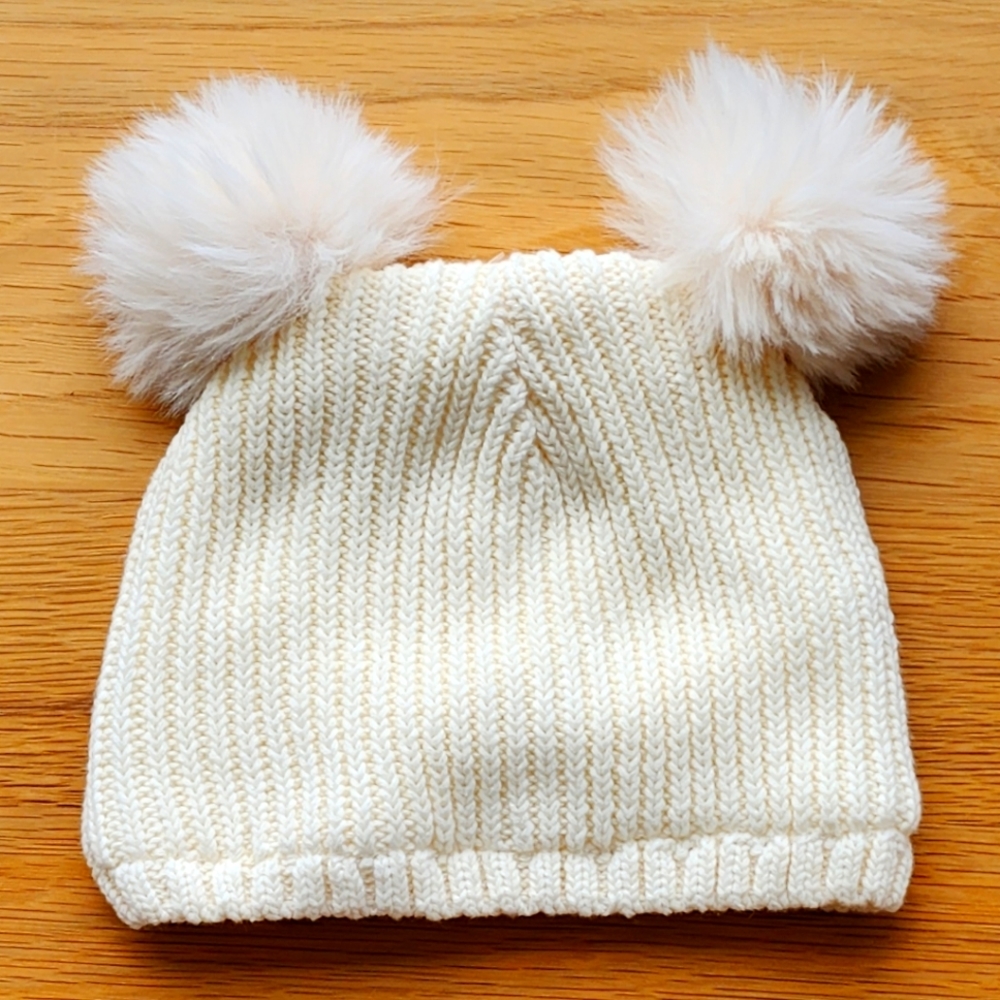 New baby 100% organic cotton winter tuque with pompom